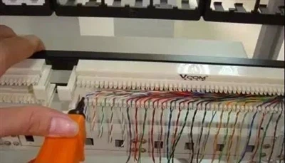 110 Patch Panel: Wie man niederwirft